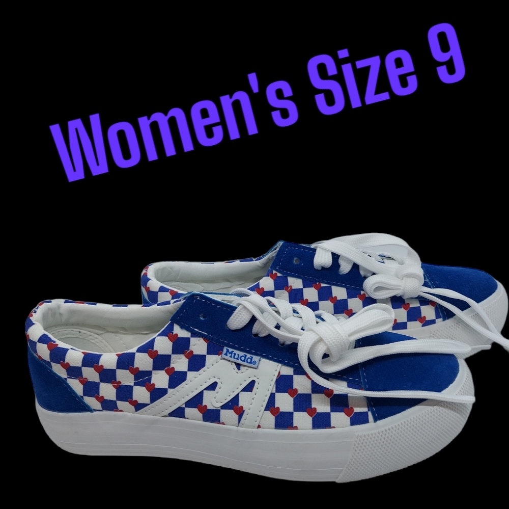 Mudd Canvas Sneakers with Hearts Women's Size 9
